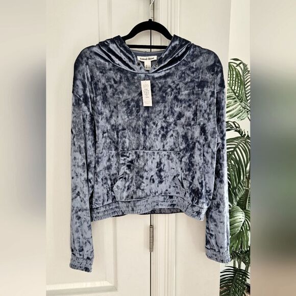 Nwt Weekend Edition Crushed Velvet Casual Blue Tie-Dye Hoodie Top - Picture 1 of 4